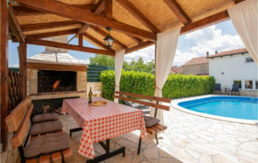 Beautiful Home In Imotski